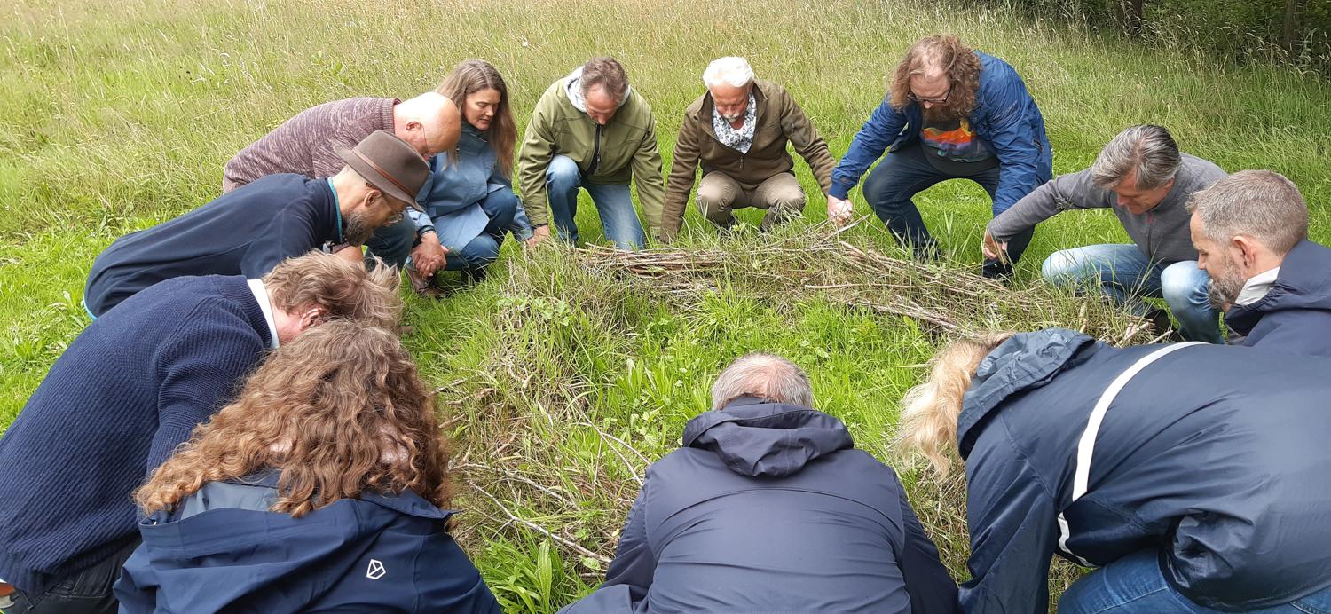 Mannentraining mannen in t wild vuur